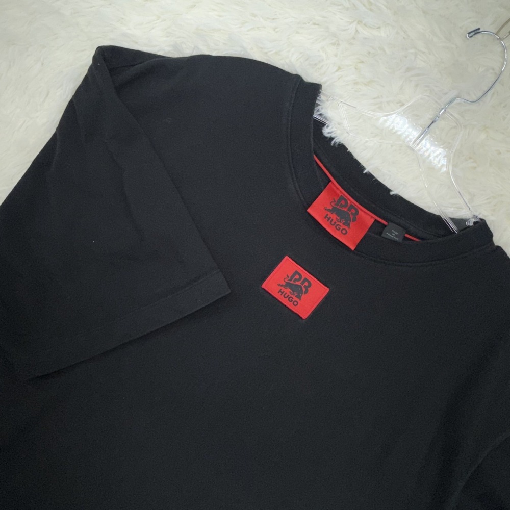 HUGO Hugo Boss Red Bull T-Shirt Mens XXL Black Logo Patch Cotton Crewneck